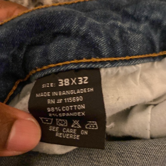 Men Ripped Jeans - Picture 3 of 3